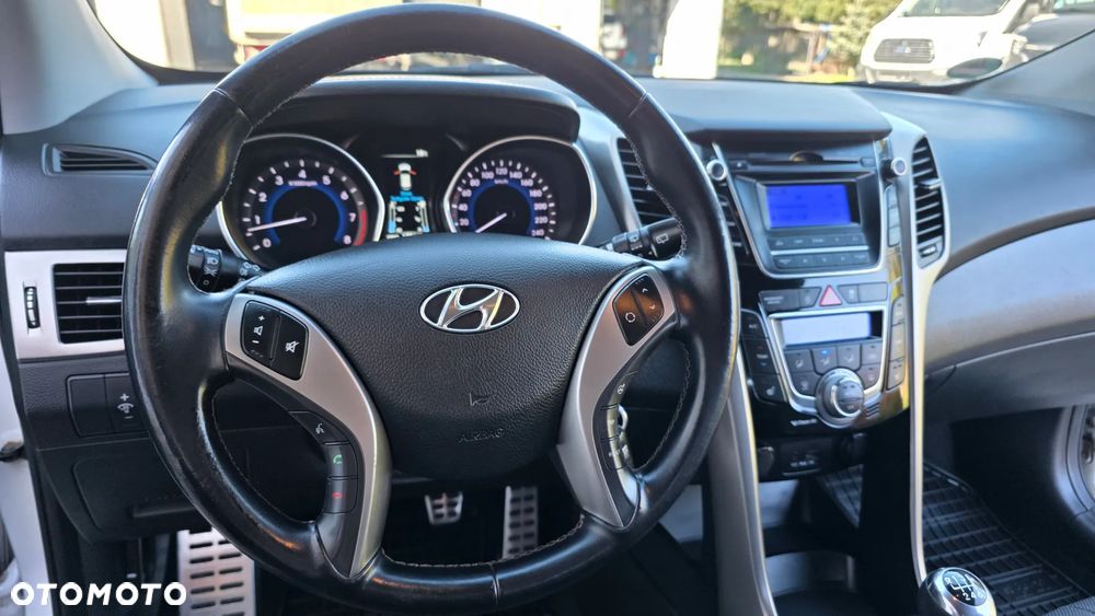 Hyundai i30 1.6 GDI Style - 18