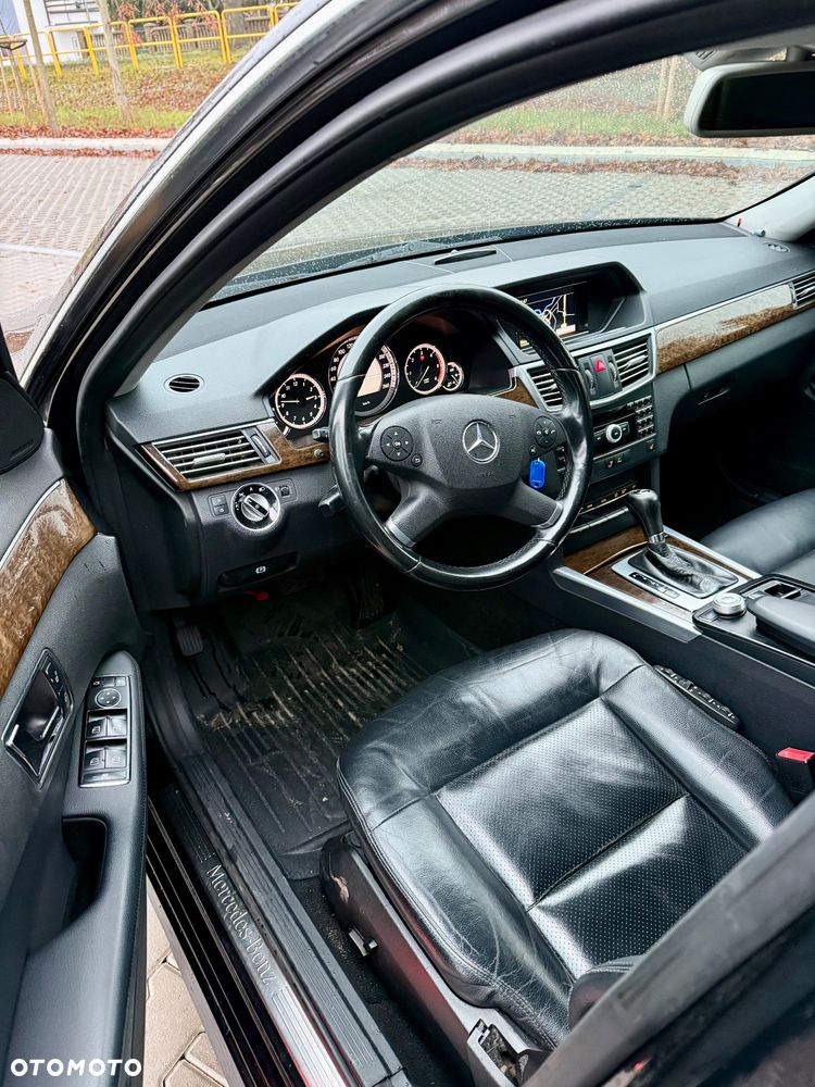 Mercedes-Benz Klasa E 200 CDI DPF BlueEFFICIENCY Automatik Avantgarde - 15