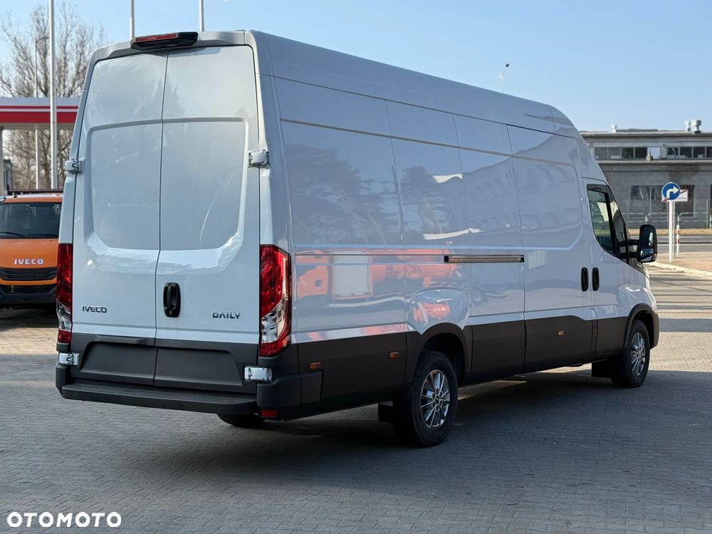 Iveco DAILY - 6