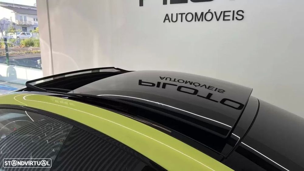 Mercedes-Benz C 63 AMG S - 37