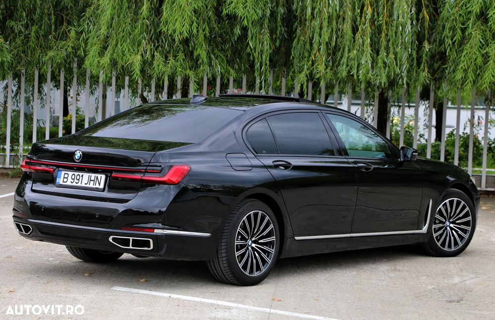 BMW Seria 7 740Li xDrive - 18