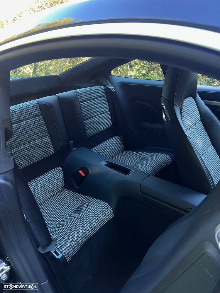 Porsche 911 (991) Carrera 2 50th Anniversary Edition - 29