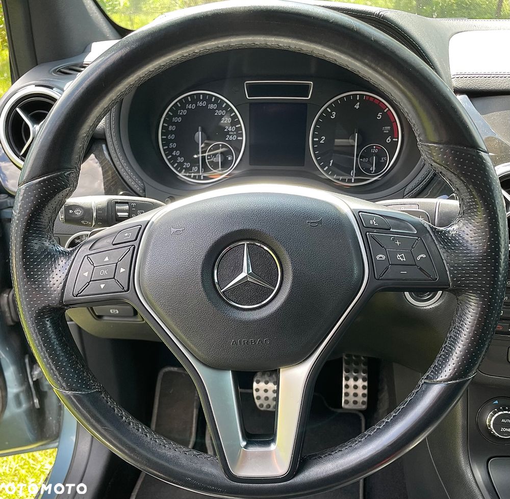 Mercedes-Benz Klasa B 220 CDI - 9