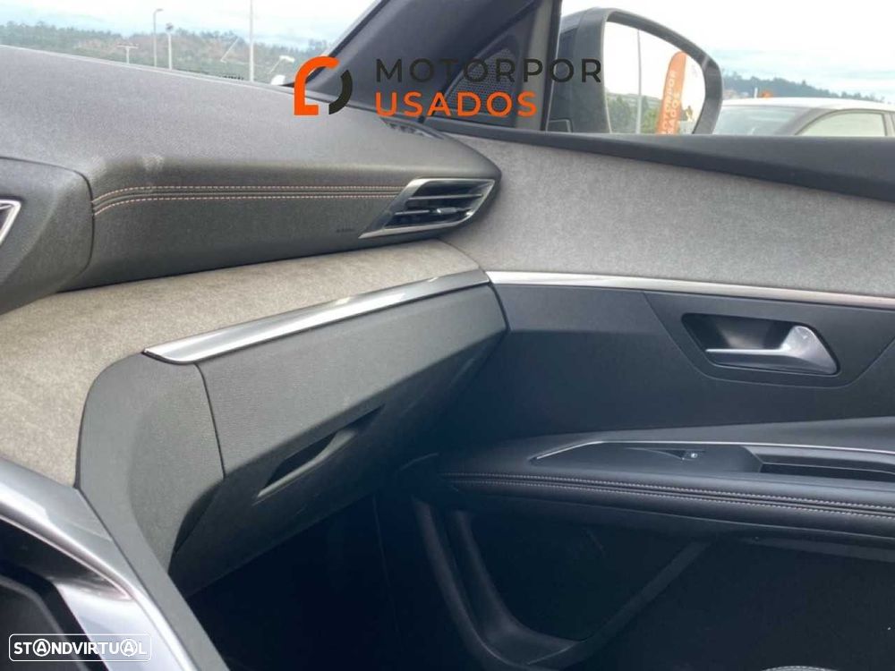 Peugeot 3008 1.6 Hybrid GT Pack e-EAT8 - 18