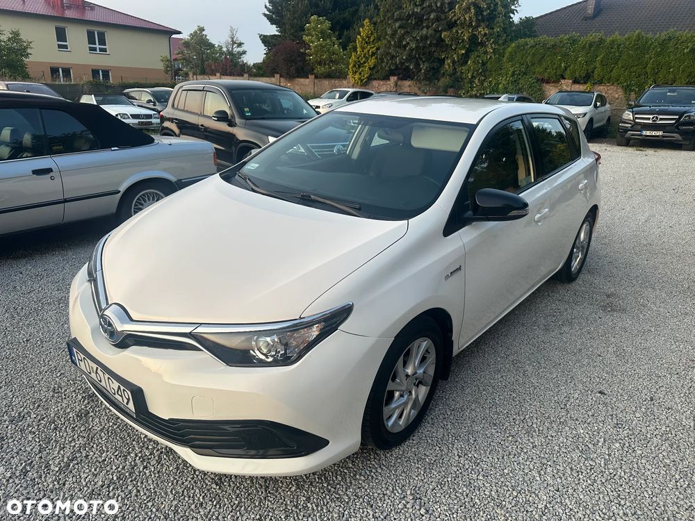 Toyota Auris Hybrid 135 Premium - 14