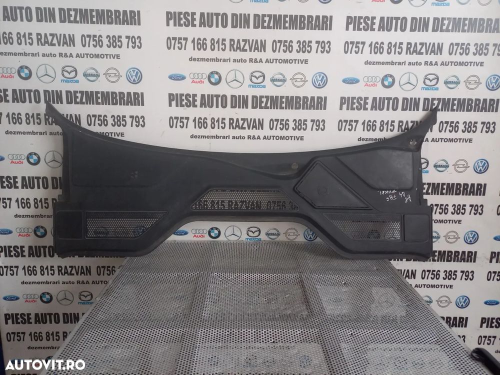 Grila Stergatoare Audi A8 4H D4 Volan Stanga An 2010-2011-2012-2013-2014-2015-2016-2017 Cod 4H Dezm - 1