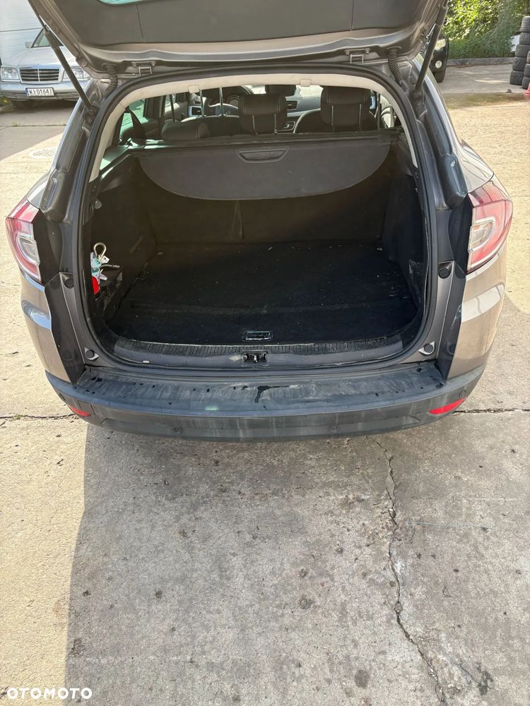 Renault Megane 2.0 140 CVT Bose Edition - 9