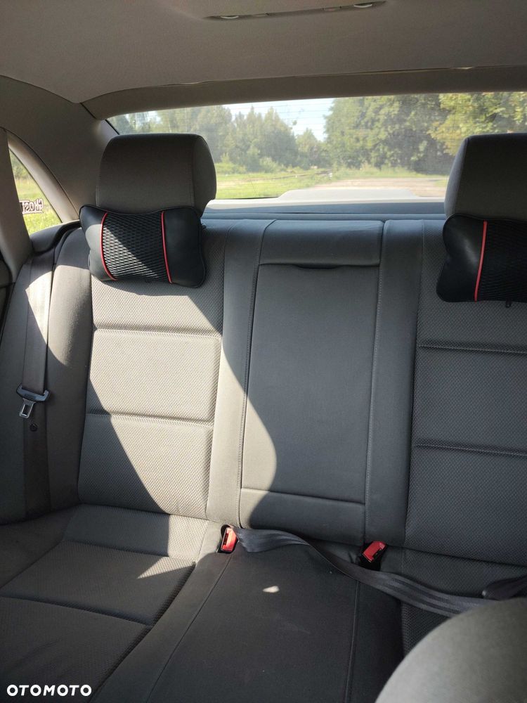 Audi A4 Limousine - 7