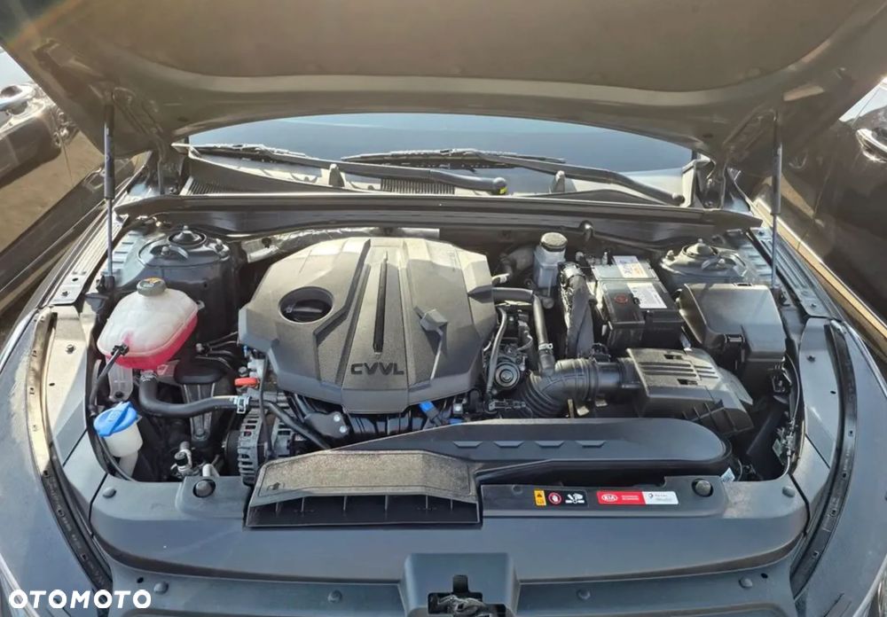 Kia K5 - 17