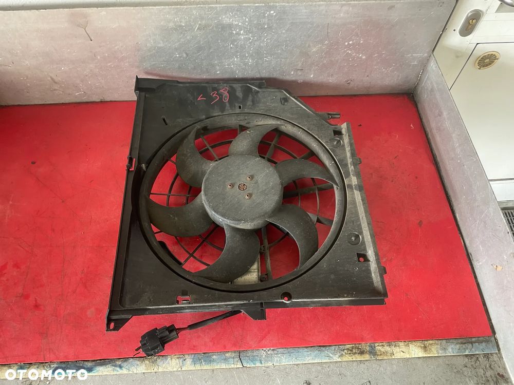 WENTYLATORY CHŁODNICY BMW E46 0130303937 - 4