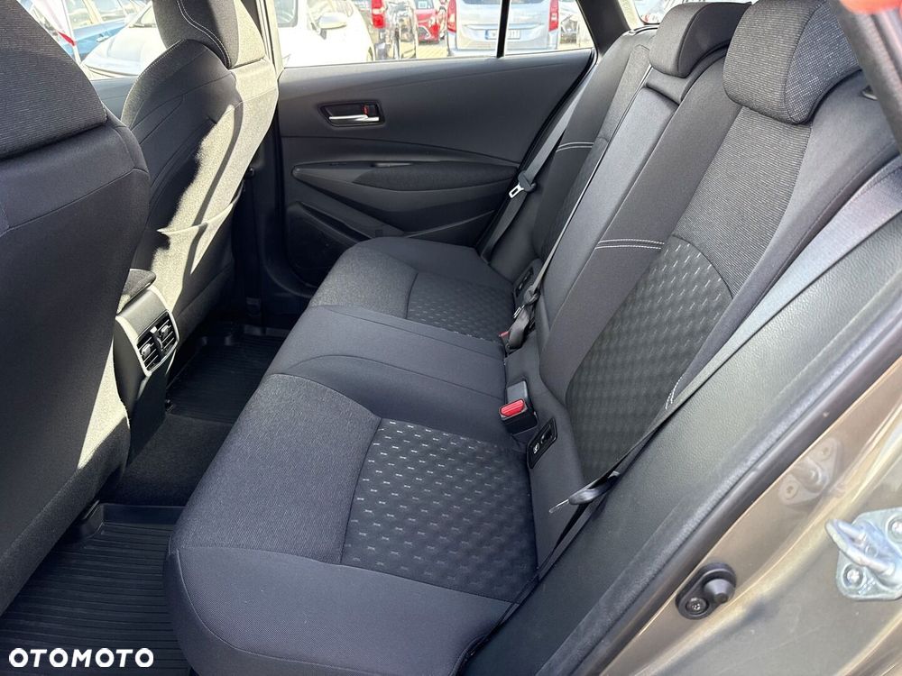 Toyota Corolla 2.0 Hybrid Comfort - 12