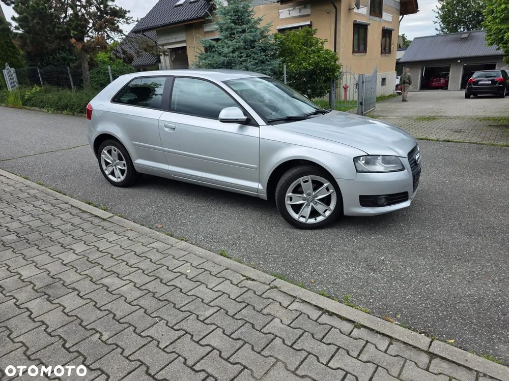 Audi A3 3-drzwiowe 1.6 S line Sportpaket (plus) - 3