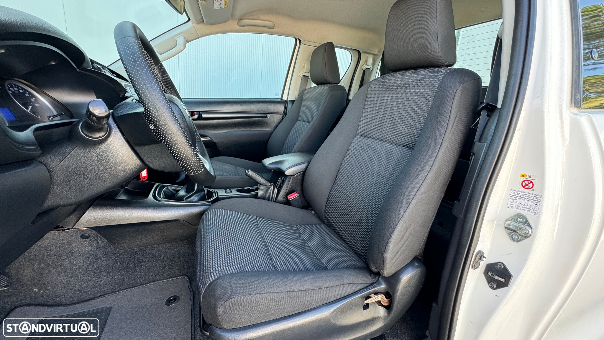 Toyota Hilux 2.4 D-4D 4X4 cabine extra - 34