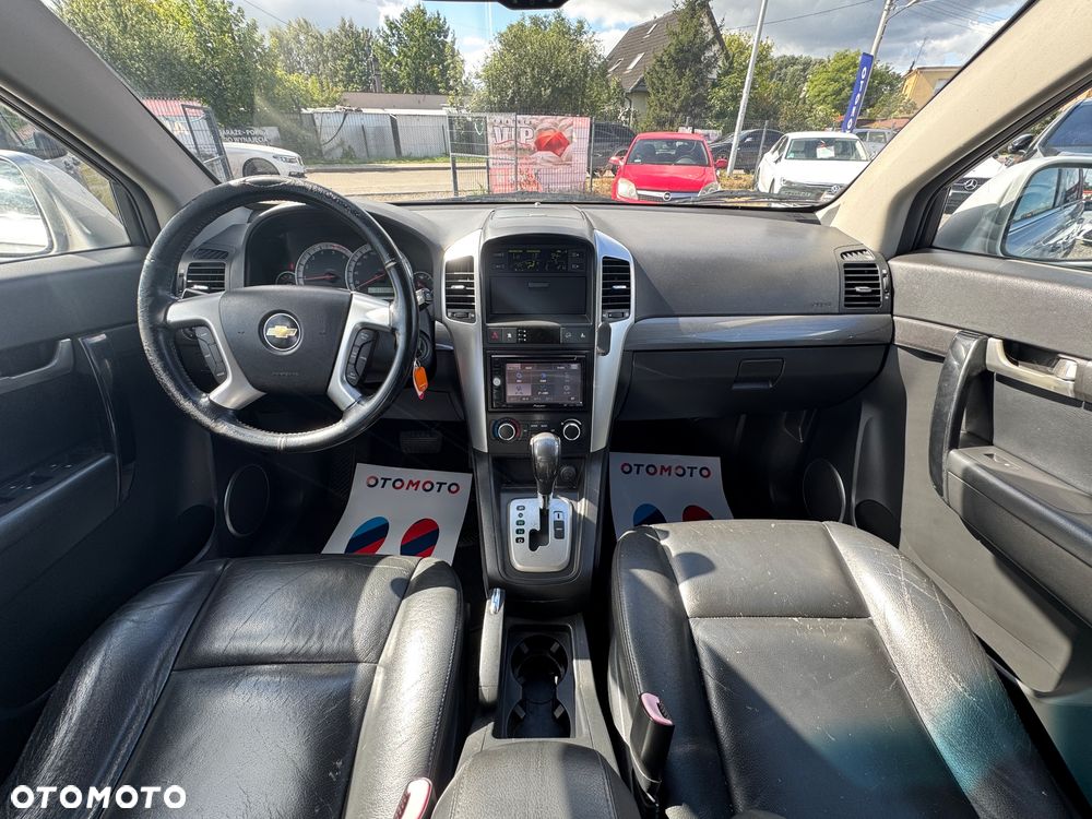 Chevrolet Captiva 2.0 d LT medium 5os - 21