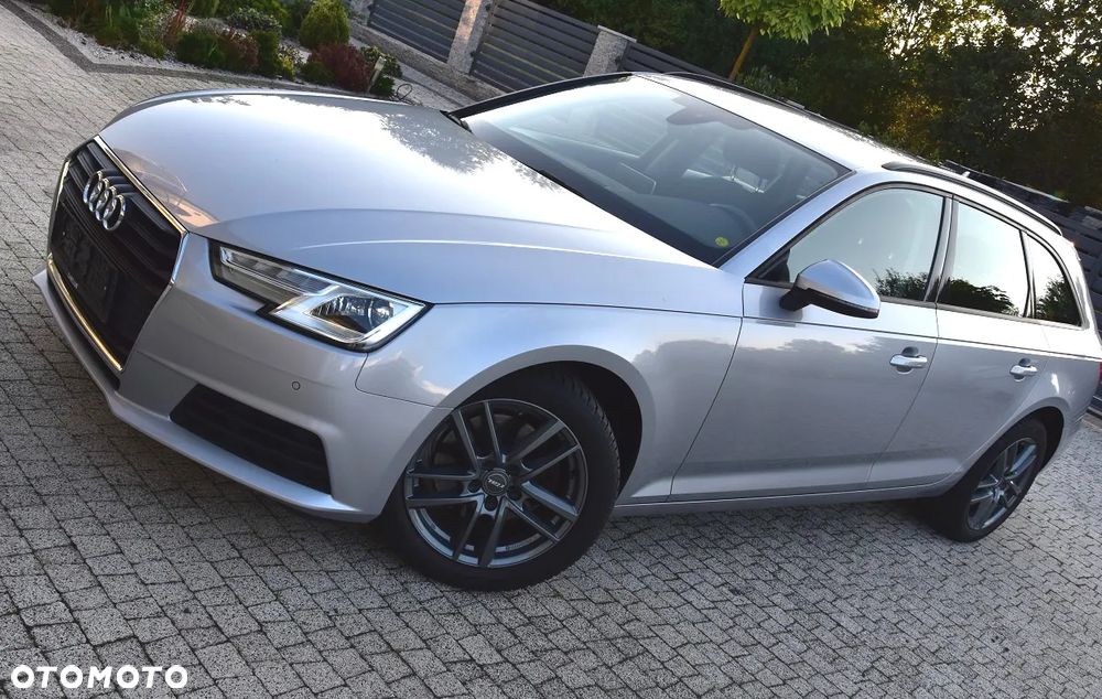 Audi A4 Avant 2.0 TDI S tronic - 1