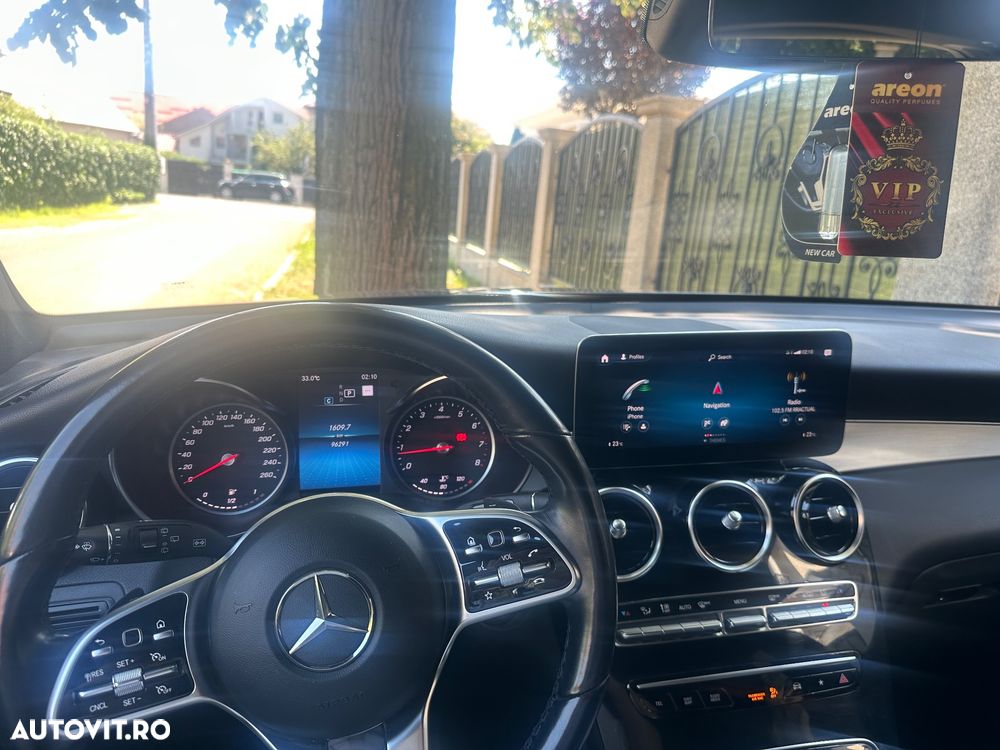 Mercedes-Benz GLC - 9
