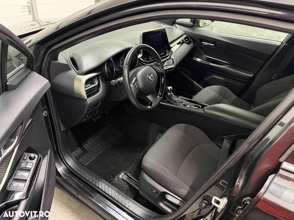 Toyota C-HR Business-Edition - 8