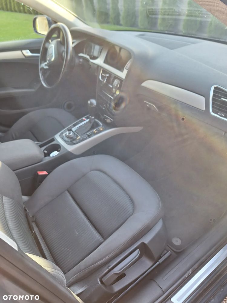 Audi A4 Avant 2.0 TDI Multitronic - 9