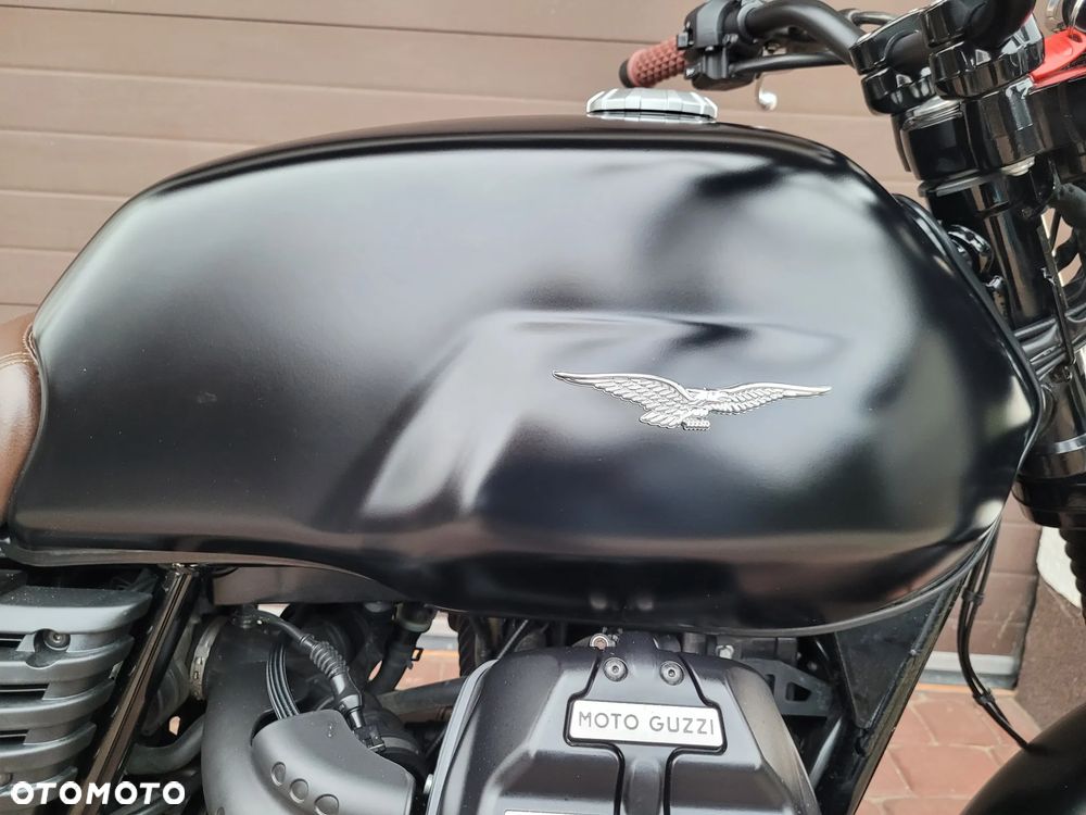 Moto Guzzi V7 - 17