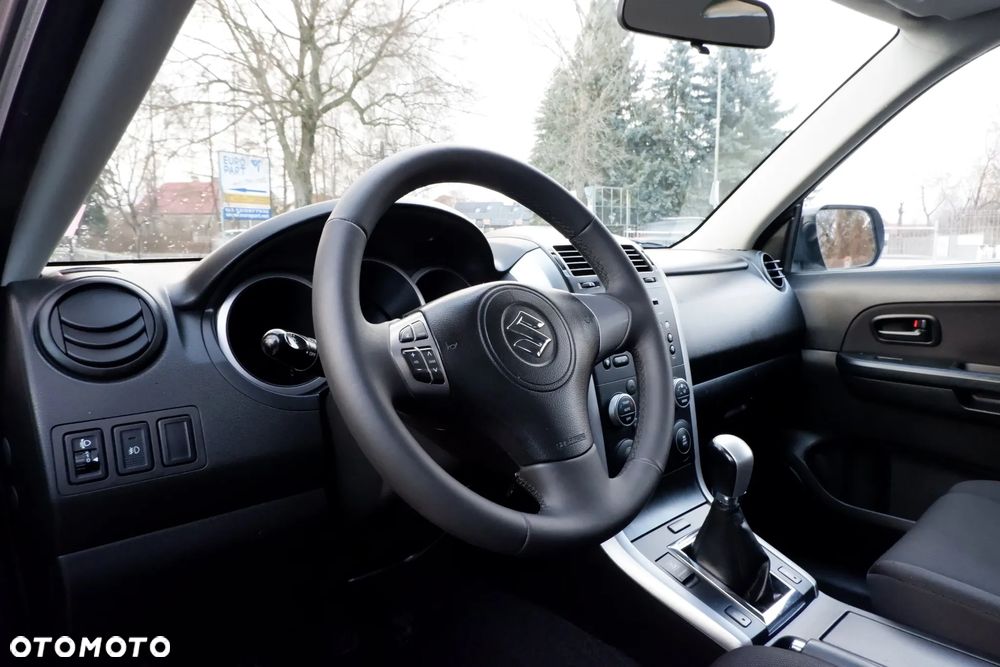Suzuki Grand Vitara 1.6 Comfort EU5 - 24