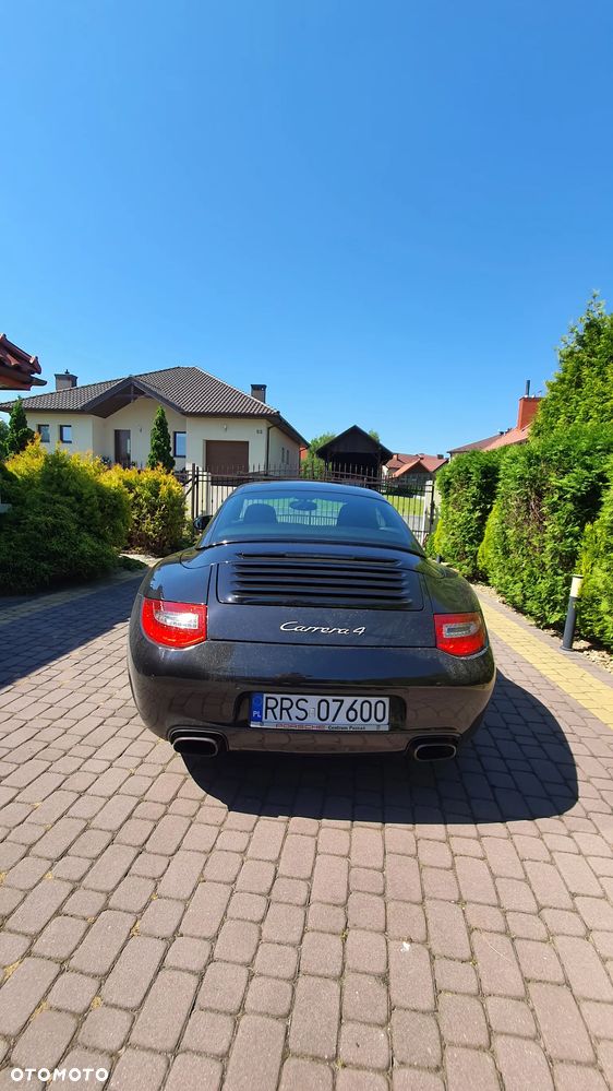 Porsche 911 Carrera 4 PDK - 3