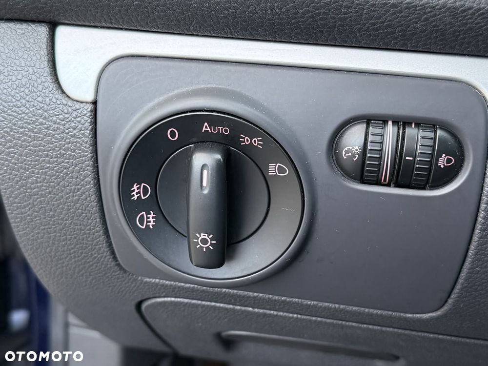 Volkswagen Golf 1.6 United - 29