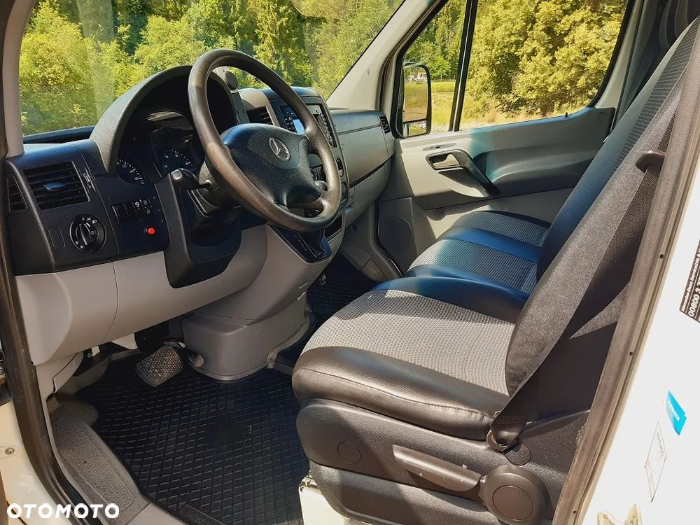 Mercedes-Benz SPRINTER 519 CDI 3.0 V6!!! 190PS BOGATE WYPOSAŻNIE,TELMA,SPECJALNY,KSENONY,WEBASTO,KAMERA,KLIMATYZACJA,NAVI,SUPER STAN,DAILY,SPROWADZONY,NIE WYWROTKA,PAKA,AUTOMAT,HAK - 8