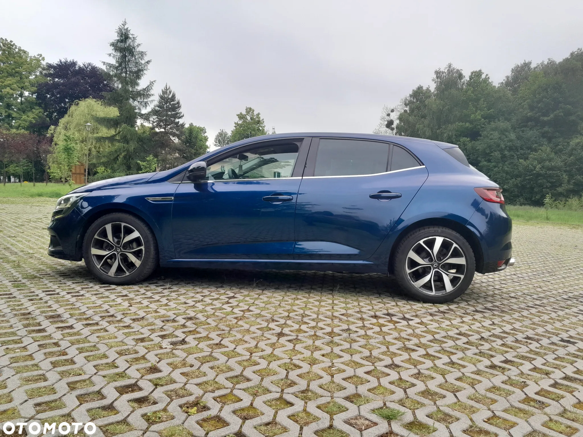 Renault Megane 1.5 dCi Limited EDC - 8
