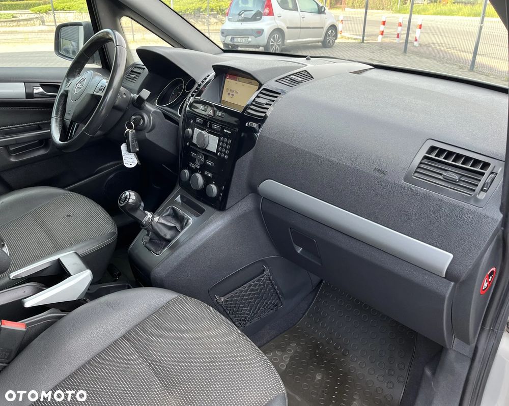 Opel Zafira 1.7 CDTI Cosmo - 21