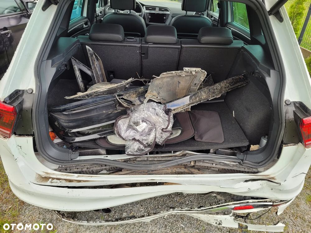 Volkswagen Tiguan - 13