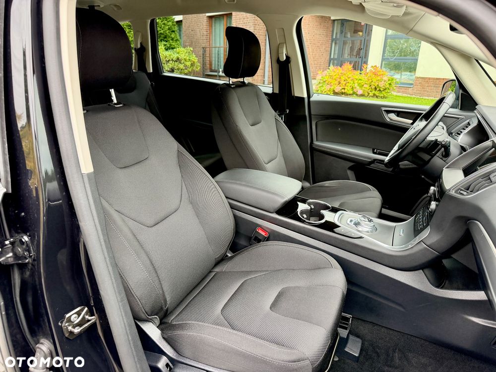 Ford S-Max - 33