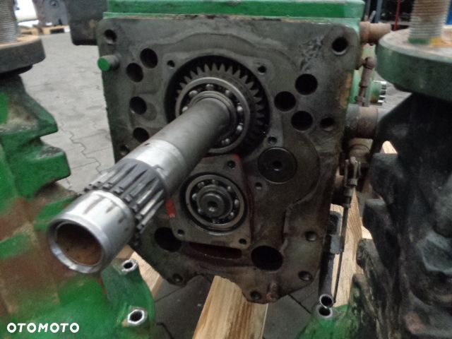 Most napęd tył obudowa atak talerz mechanizm różnicowy John Deere 5615F - 5