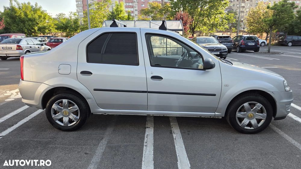 Dacia Logan 1.6 MPI Laureate - 3