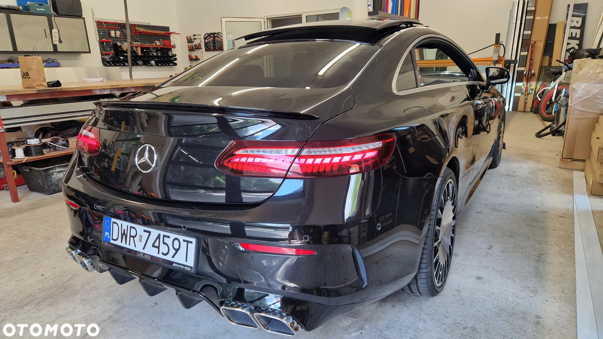 Mercedes-Benz Klasa E 220 d Coupe 4-Matic AMG - 16