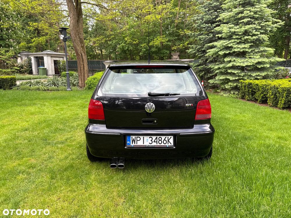 Volkswagen Polo - 4