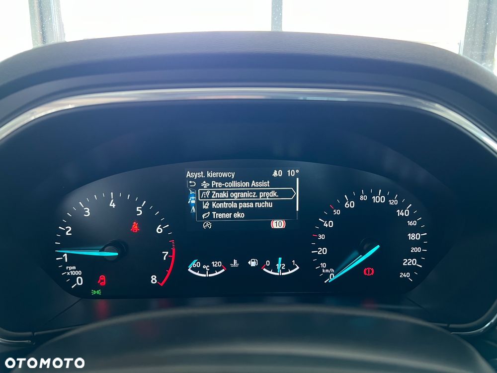 Ford Focus 1.0 EcoBoost mHEV Titanium - 27