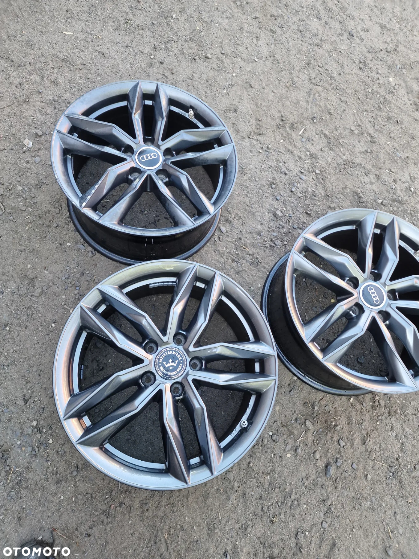 Felgai  aluminiowe  KBA52218  17 na sztuki - 2
