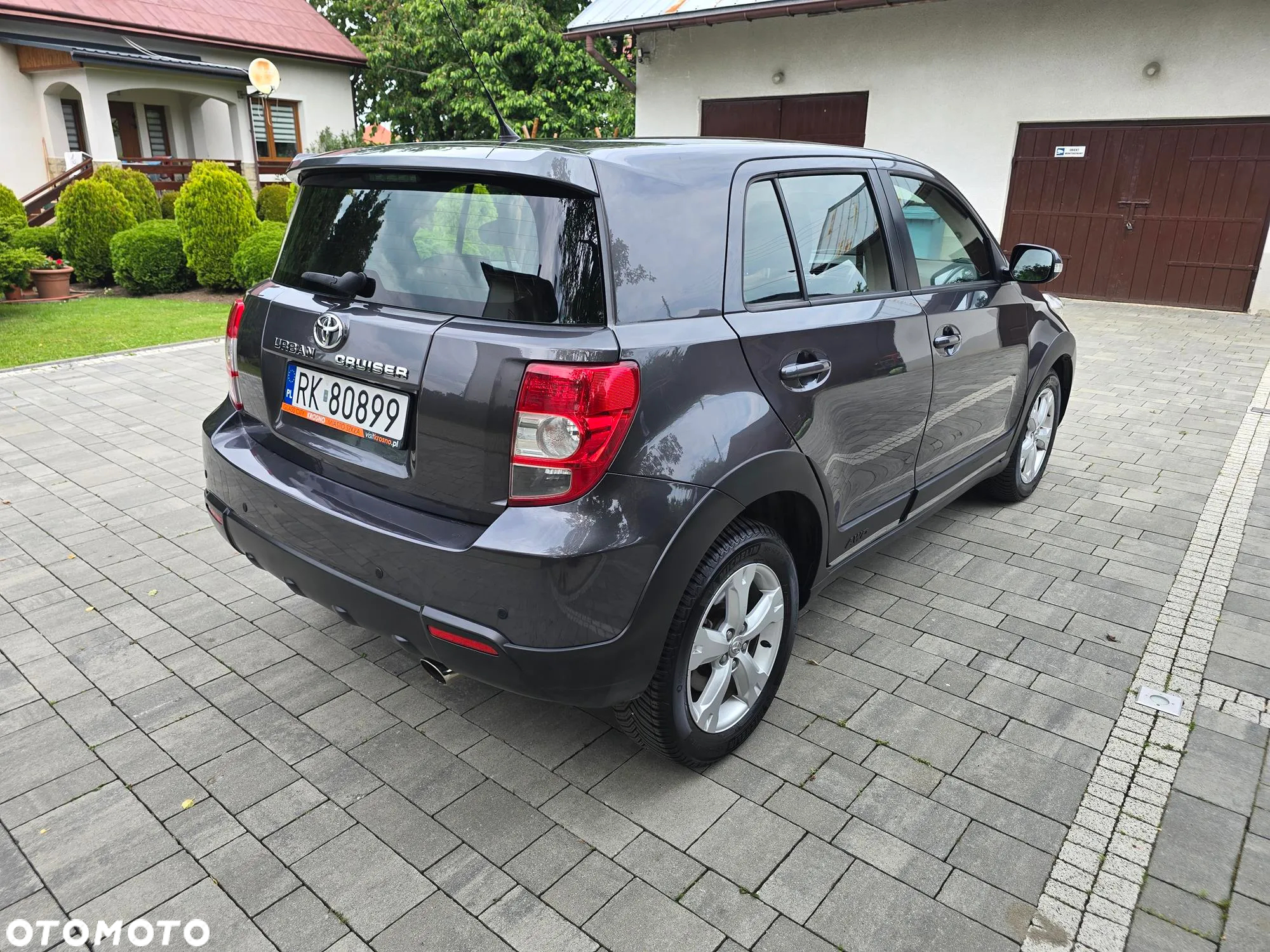 Toyota Corolla Verso - 3