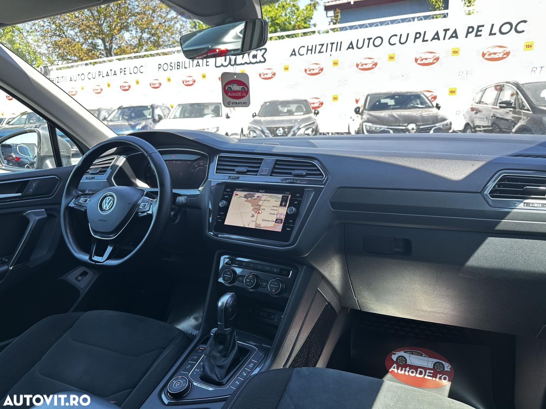 Volkswagen Tiguan - 6