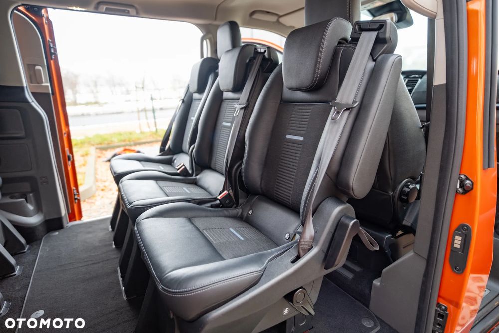 Ford Tourneo Custom 2.0 EcoBlue L1 Active - 36