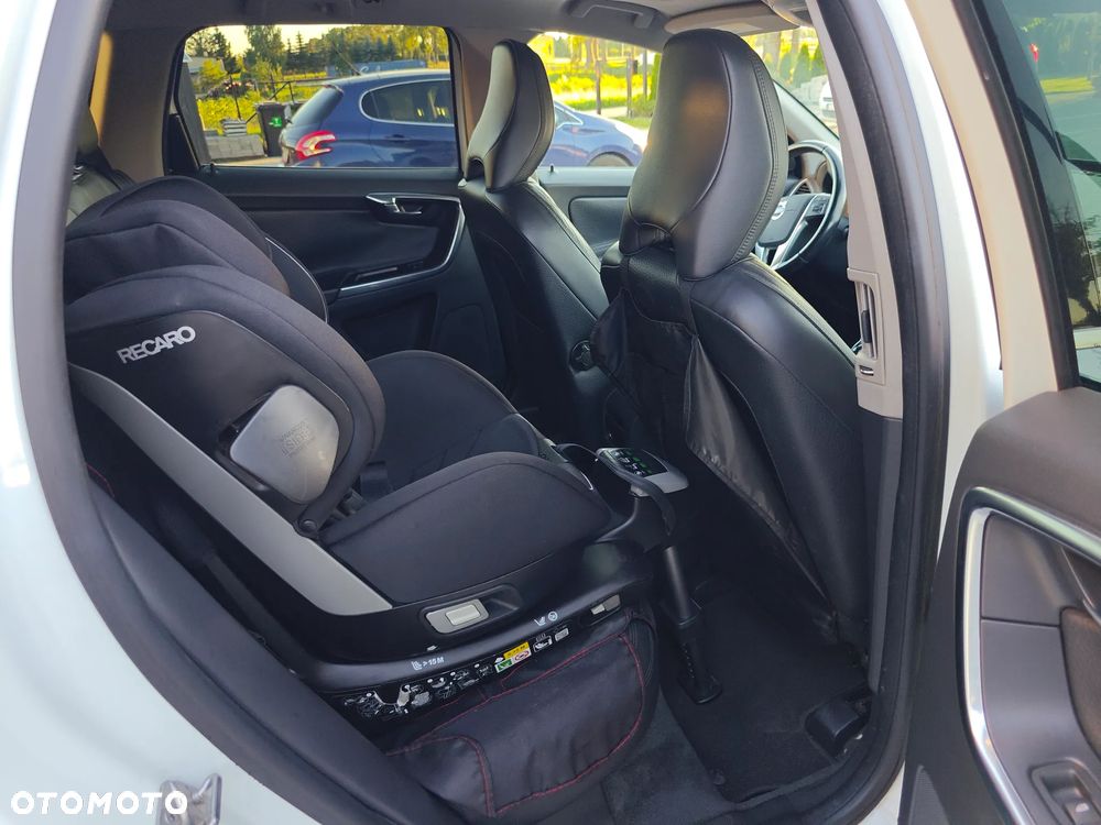 Volvo XC 60 - 33