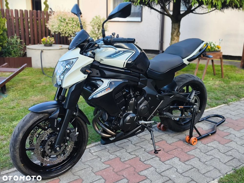 Kawasaki ER - 19