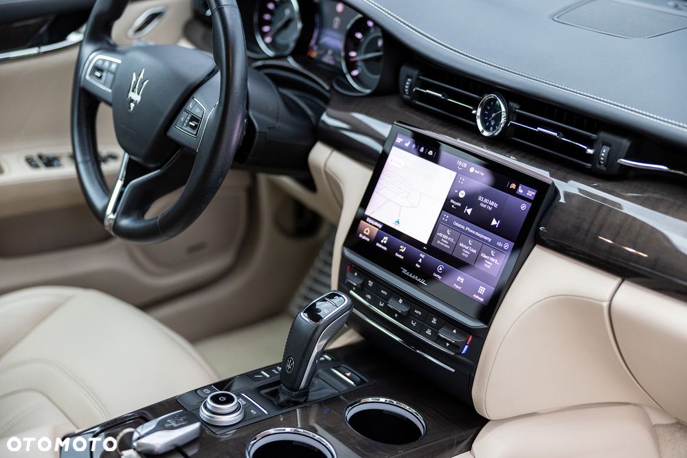 Maserati Quattroporte GranLusso S - 33