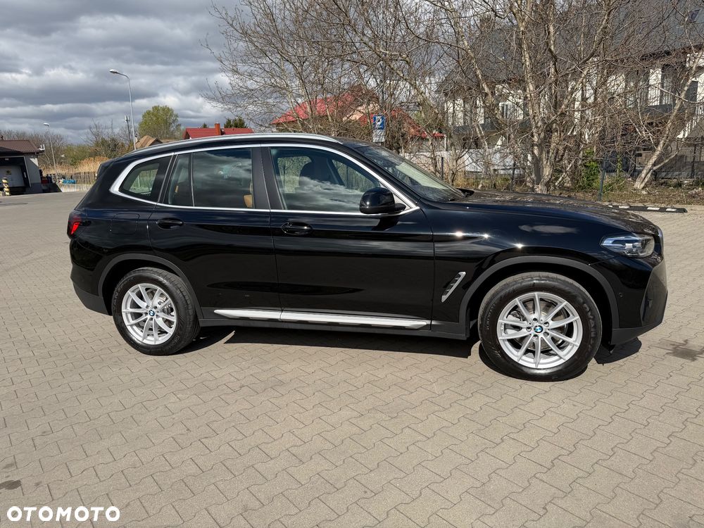 BMW X3 xDrive20i mHEV - 4