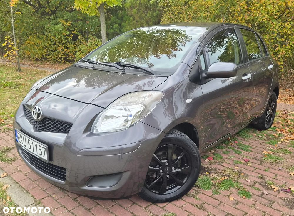 Toyota Yaris 1.0 VVT-i Cool Edition - 1