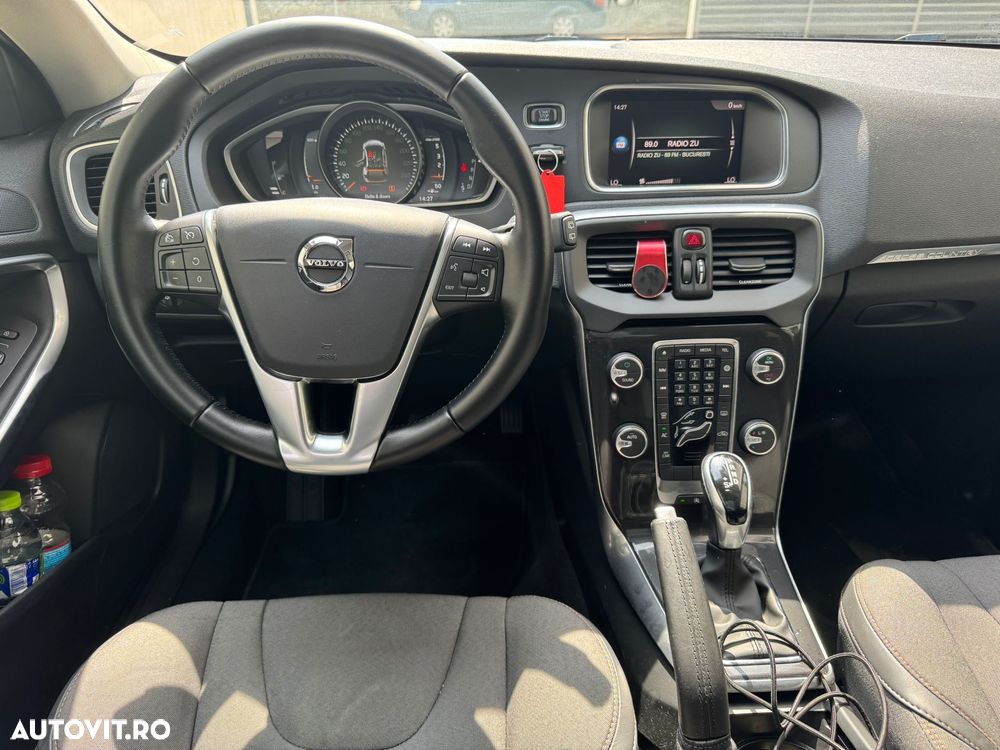 Volvo V40 D2 Aut. Momentum - 15