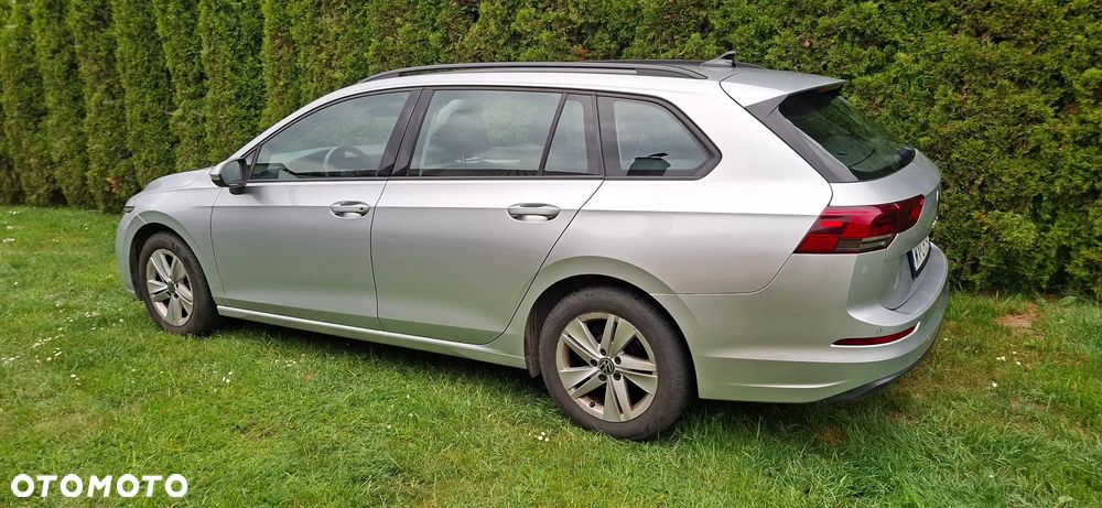 Volkswagen Golf - 6