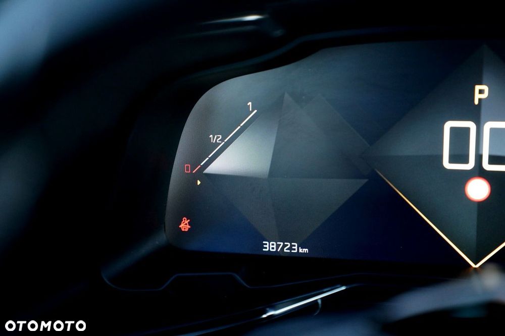 DS Automobiles DS 7 Crossback - 30