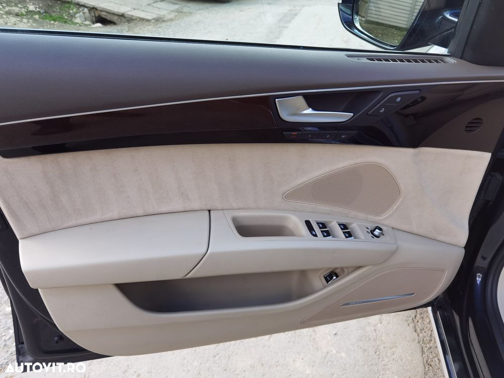 Audi A8 - 9