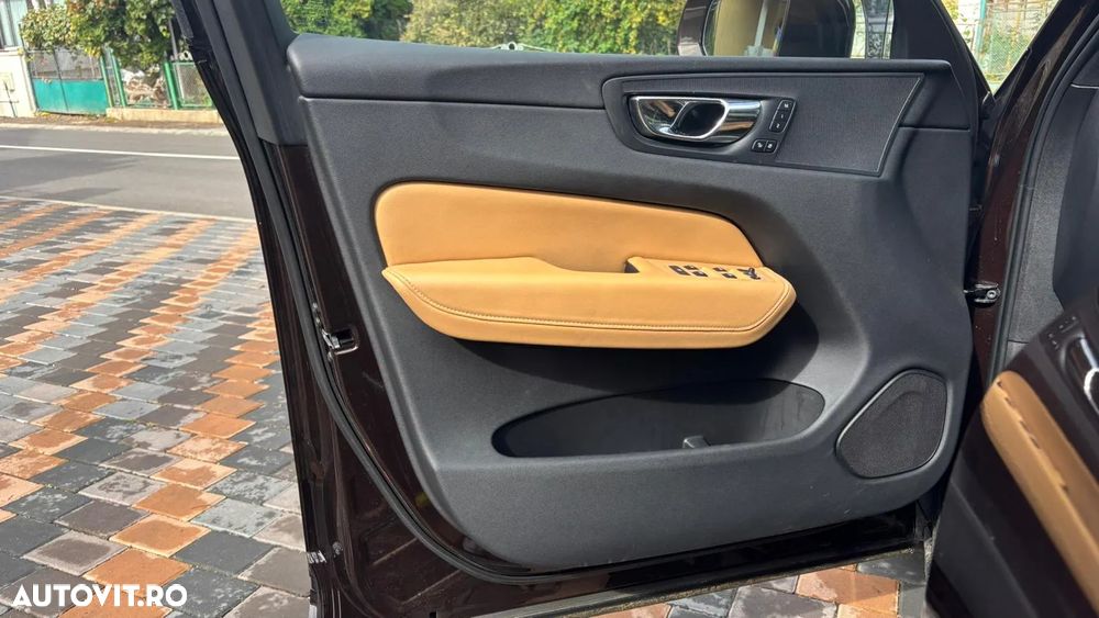 Volvo XC 60 T6 AWD Inscription - 15